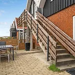 Appartement Lovely In *